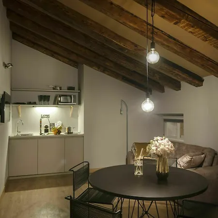 Apartment Urban Homy *